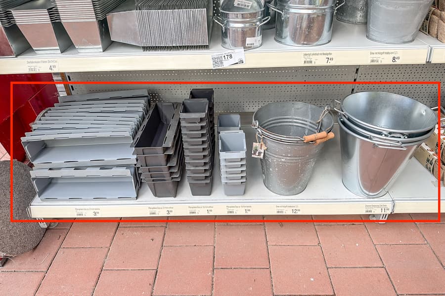 Inhalt Regalebene: Gartenbedarf 
